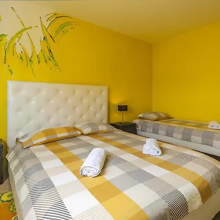 Sole Istria Near Pula For 7 People With Jacuzzi And Children Playground Willa *